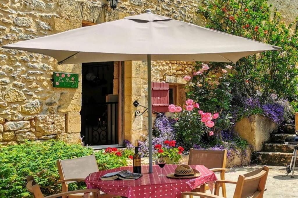 La Forge, Le Banquet Aux Eyzies Villa Les Eyzies Dış mekan fotoğraf